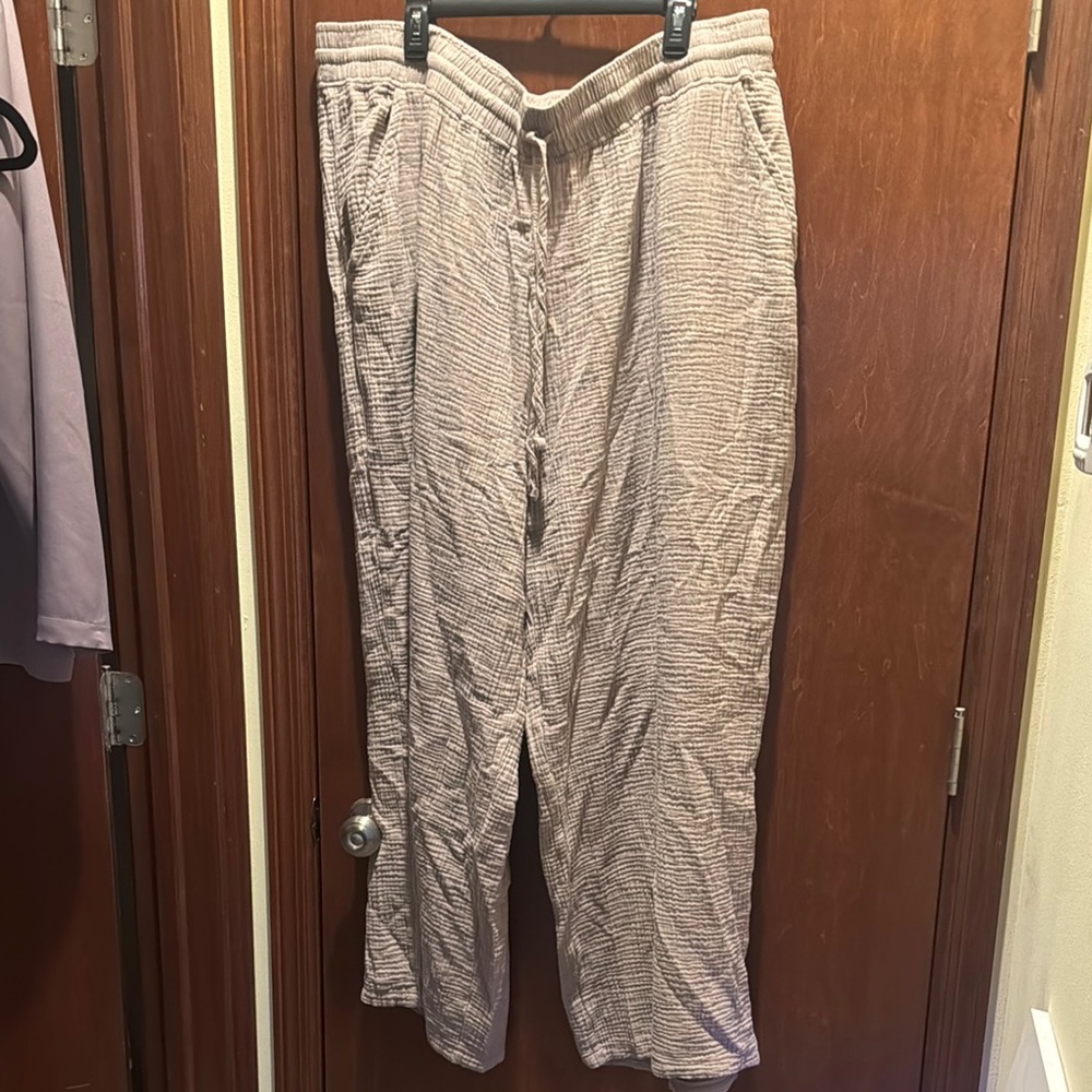 Tan Joggers with Drawstring Waist and Relaxed Fit